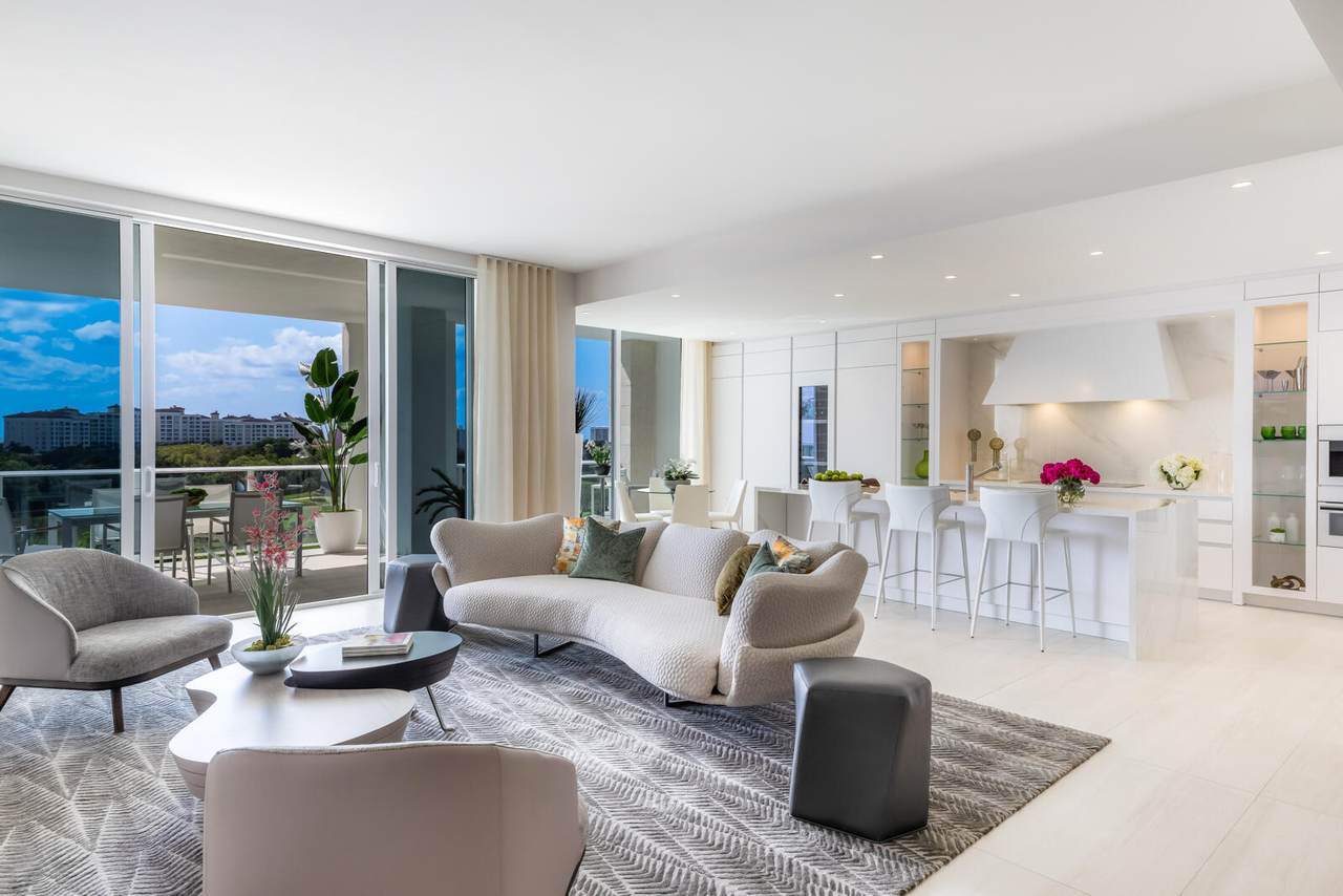 200 Mizner Boulevard - Photo 1