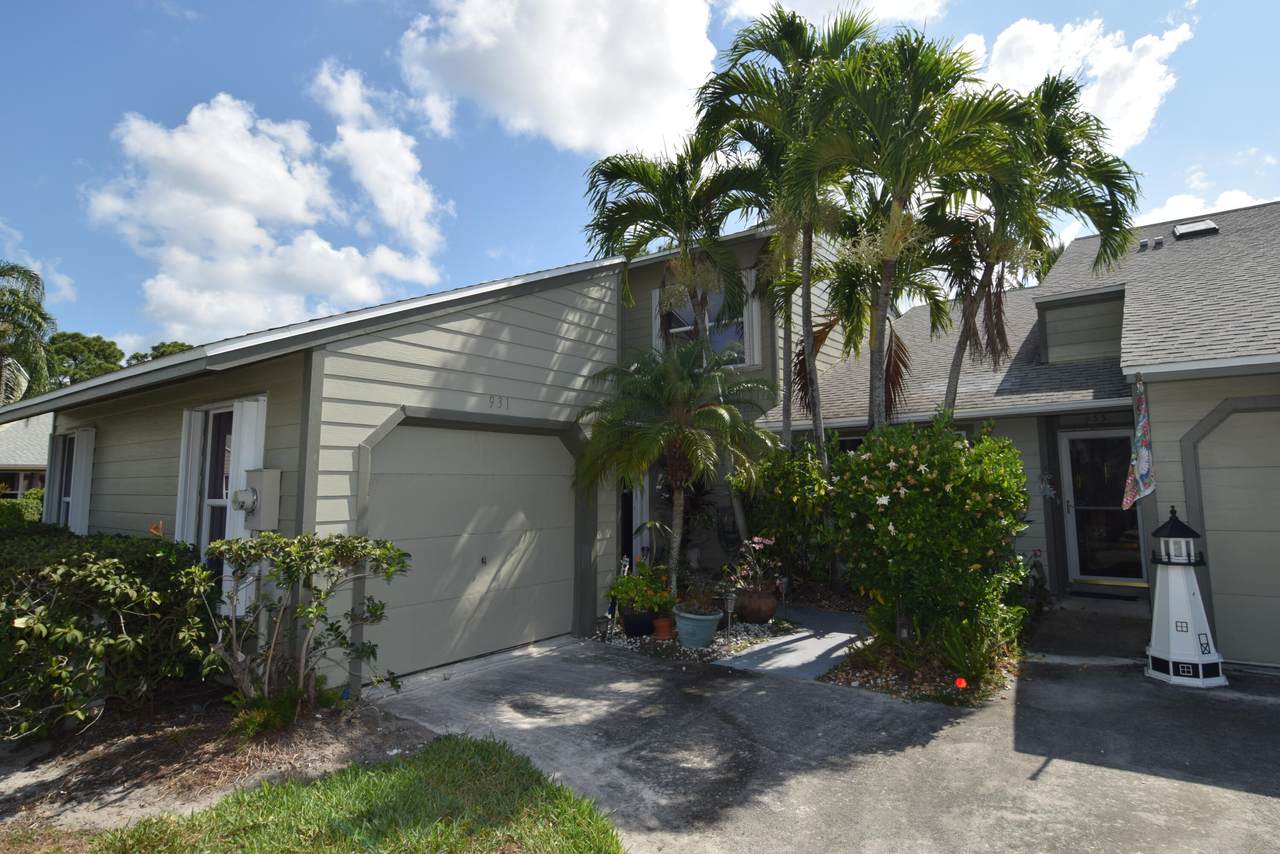 931 Sandalwood Place - Photo 1