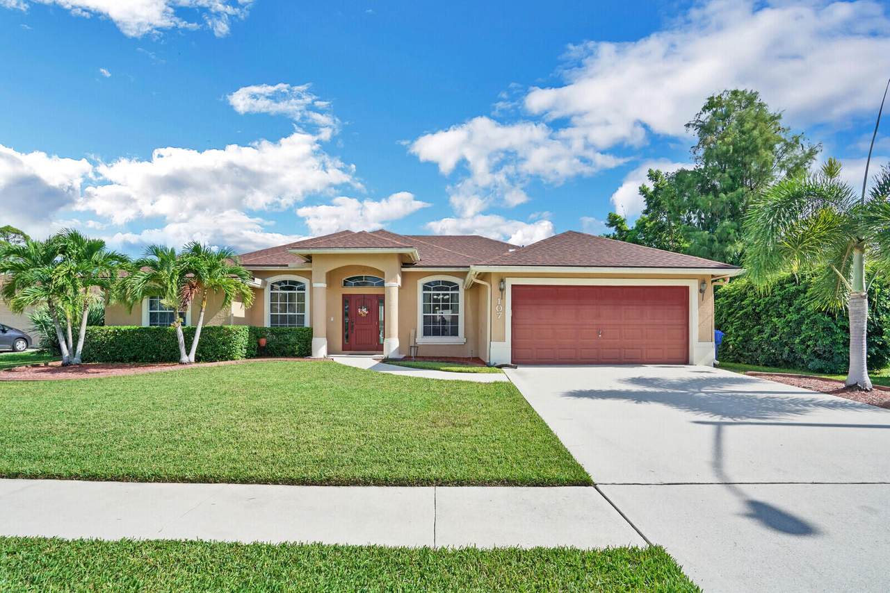 107 Sycamore Drive - Photo 1