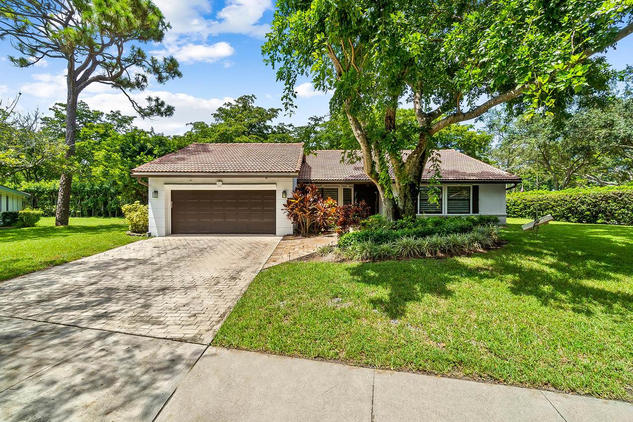 3537 Pine Haven Circle - Photo 1