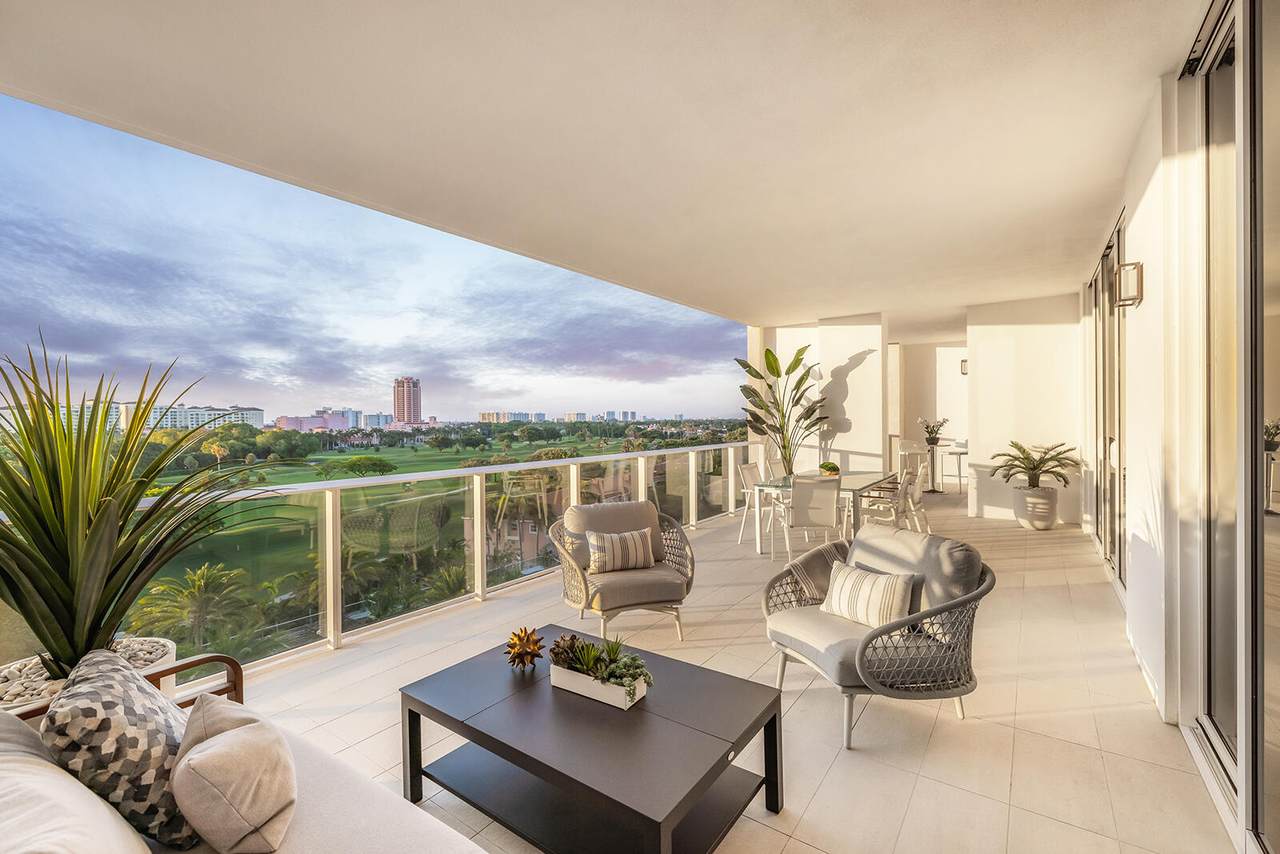 200 Mizner Boulevard - Photo 1