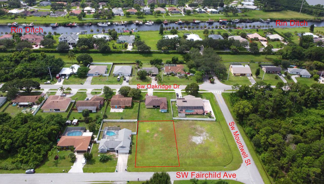 282 Fairchild Avenue - Photo 1