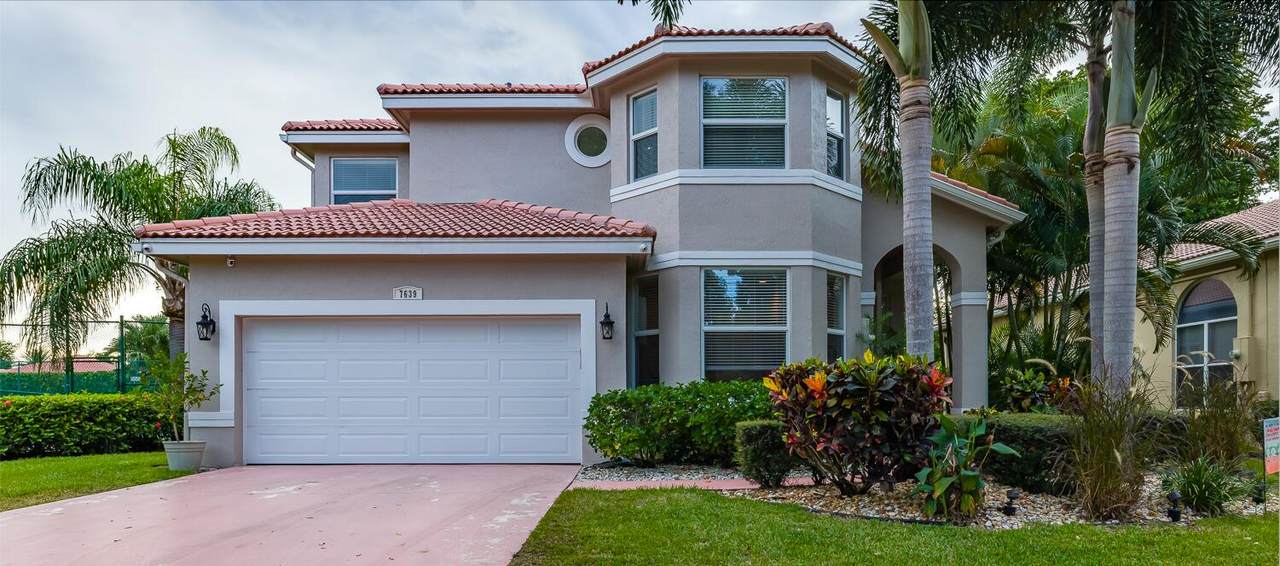 7639 71st Way - Photo 1