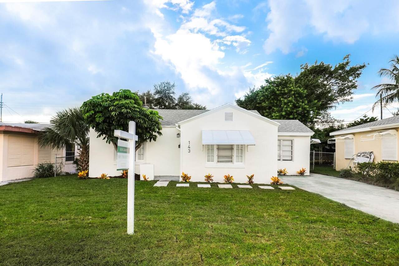 143 24th Street - Photo 1