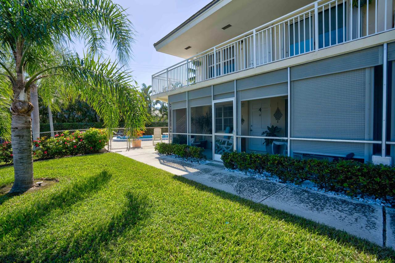 112 Yacht Club Drive - Photo 1