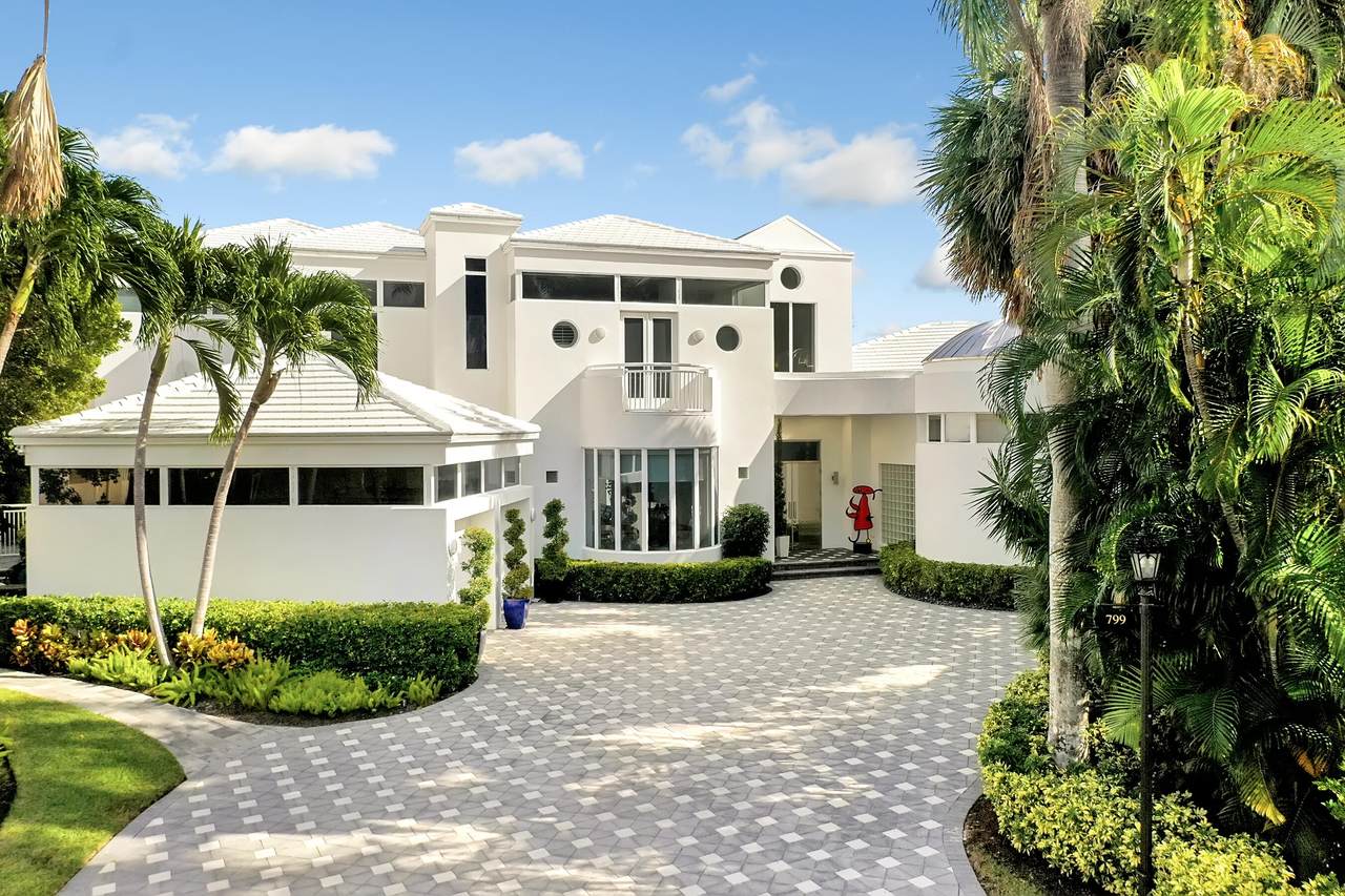 799 Osprey Point Circle - Photo 1