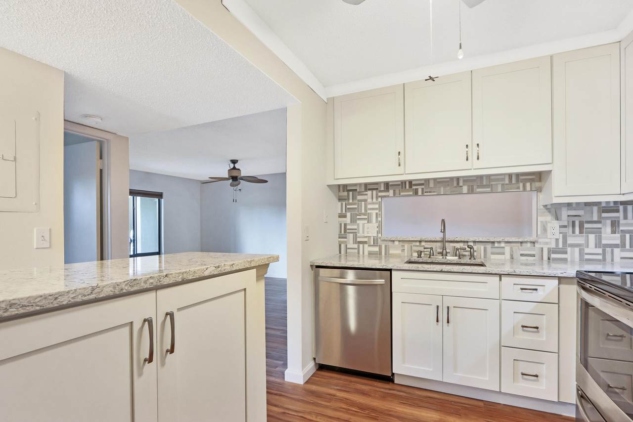 6504 Chasewood Drive - Photo 1