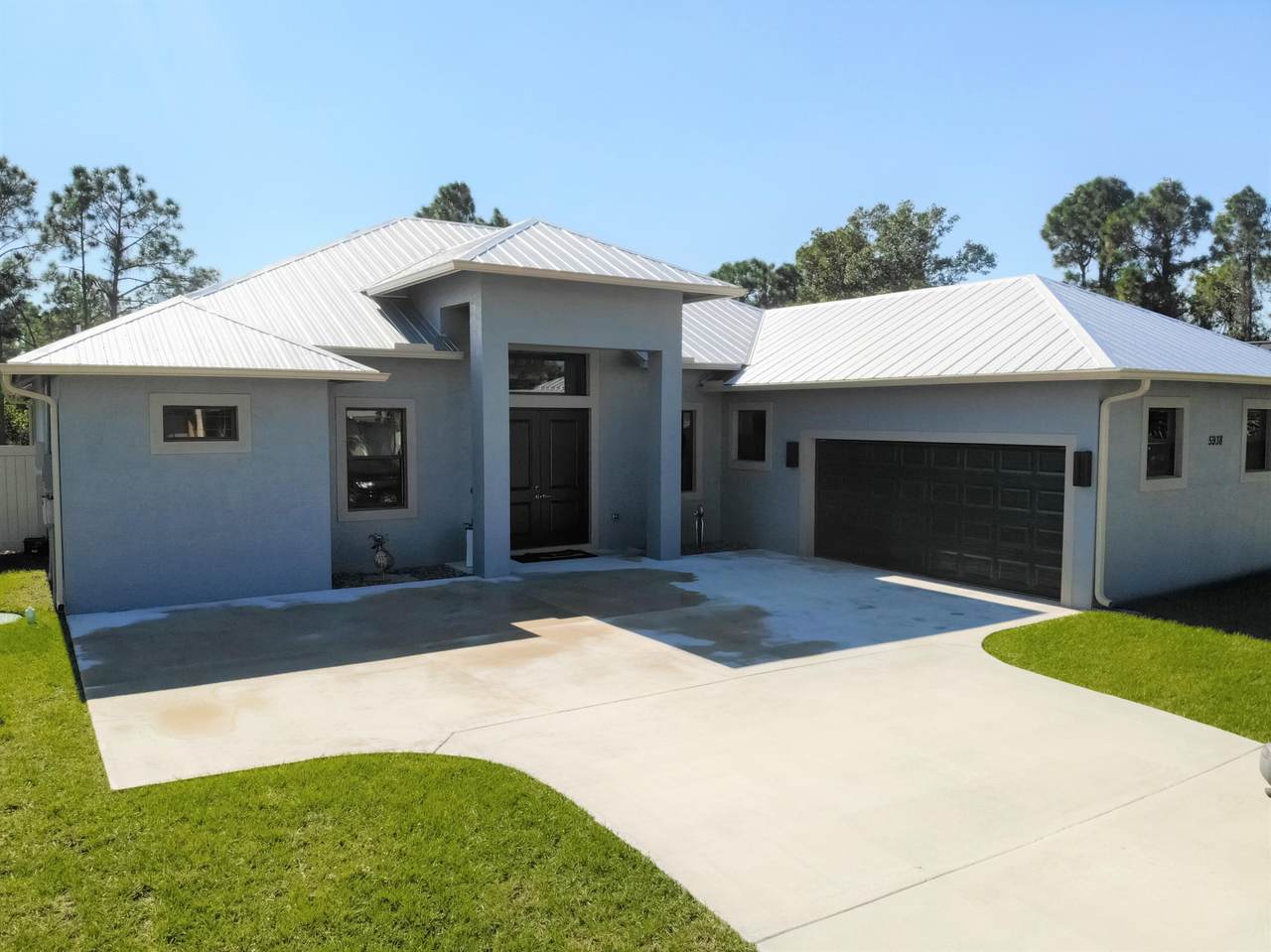 5938 Batchelor Terrace - Photo 1