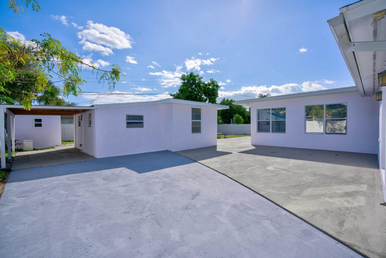 434 Australian Circle - Photo 1