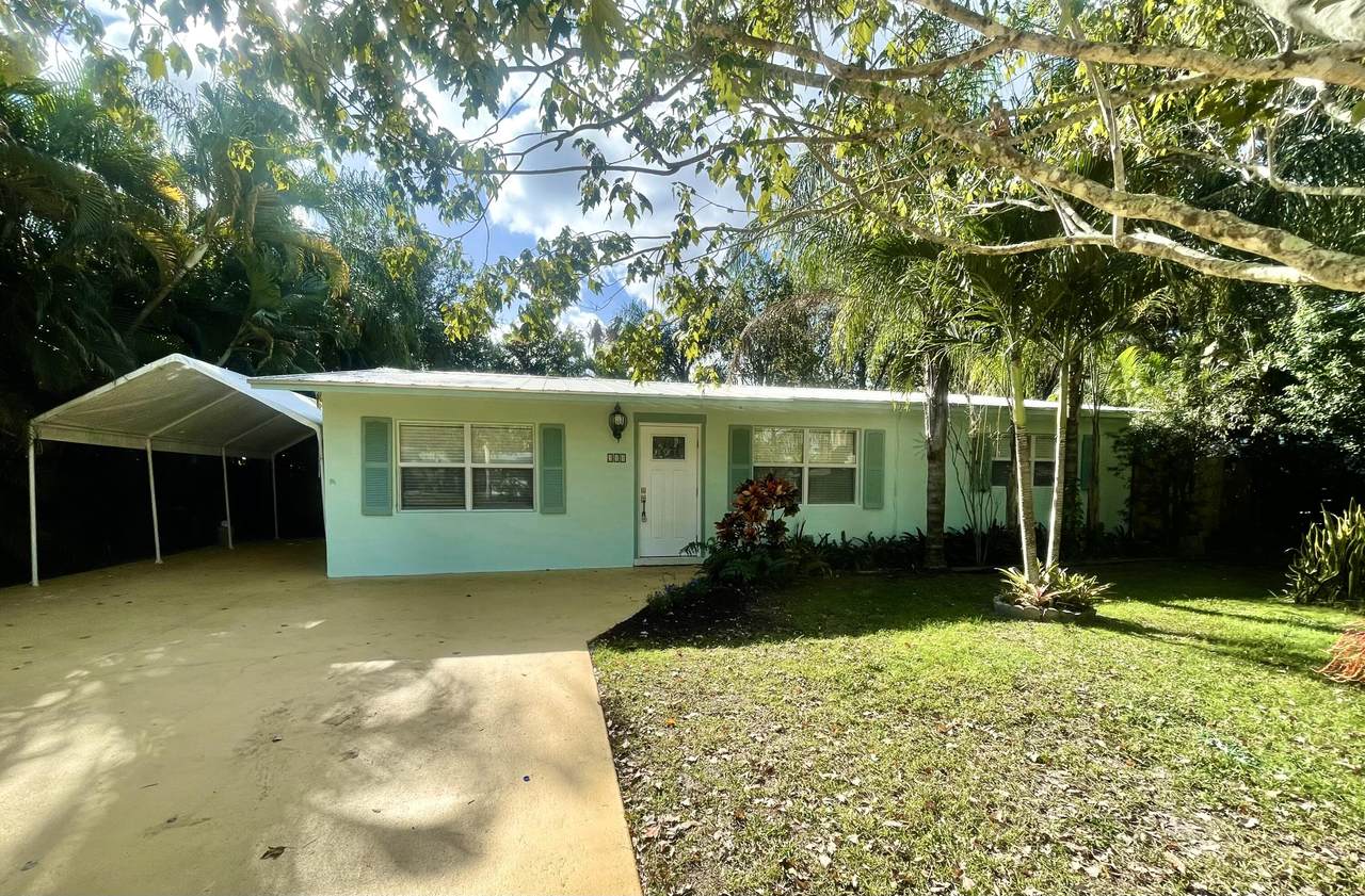511 North River Point Drive - Photo 1
