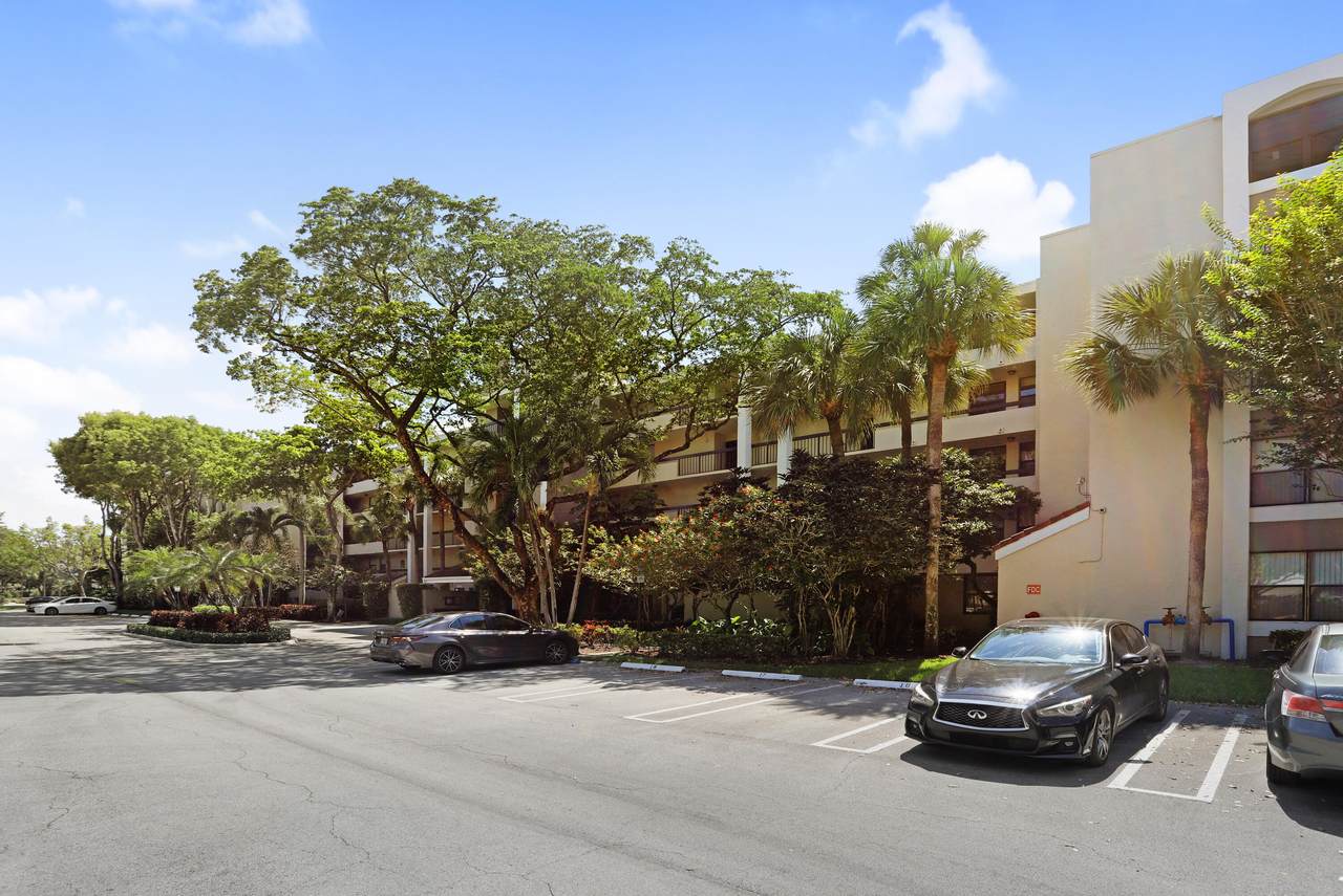 2025 Lavers Circle - Photo 1