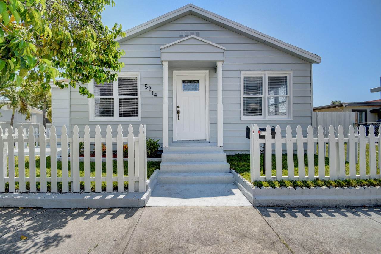 5314 Lake Avenue - Photo 1