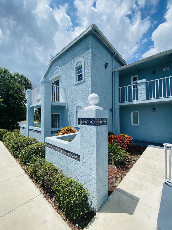 1600 Green Acres Circle - Photo 1
