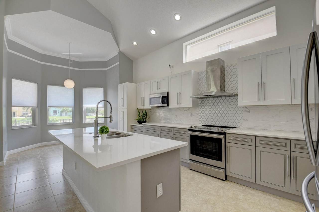 9860 Woolworth Court - Photo 1