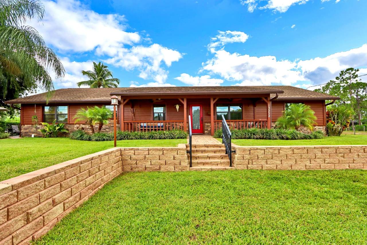 13252 75th Lane N - Photo 1