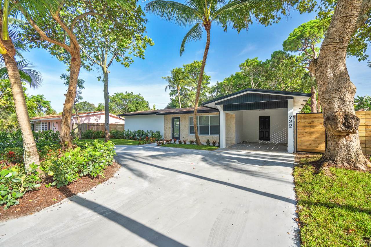 722 7th Drive - Photo 1