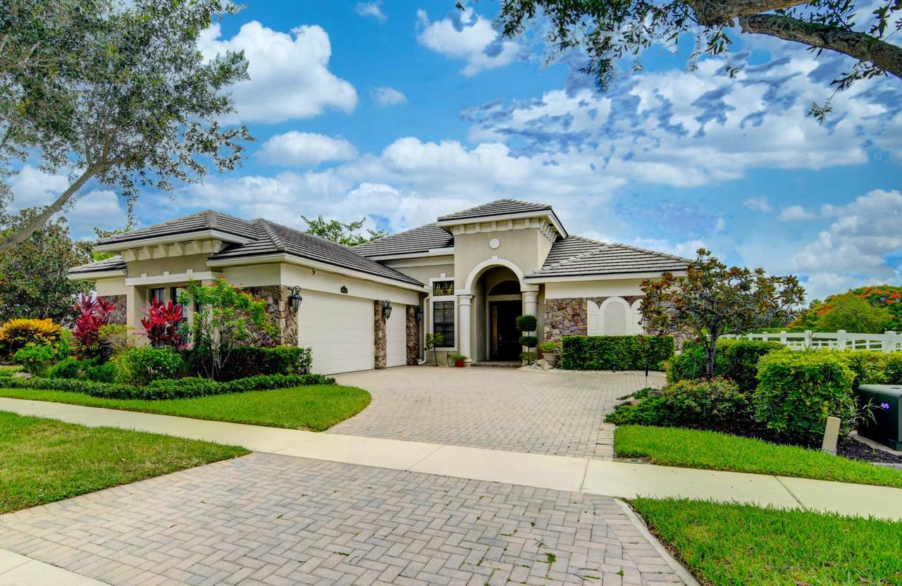 8920 Equus Circle - Photo 1