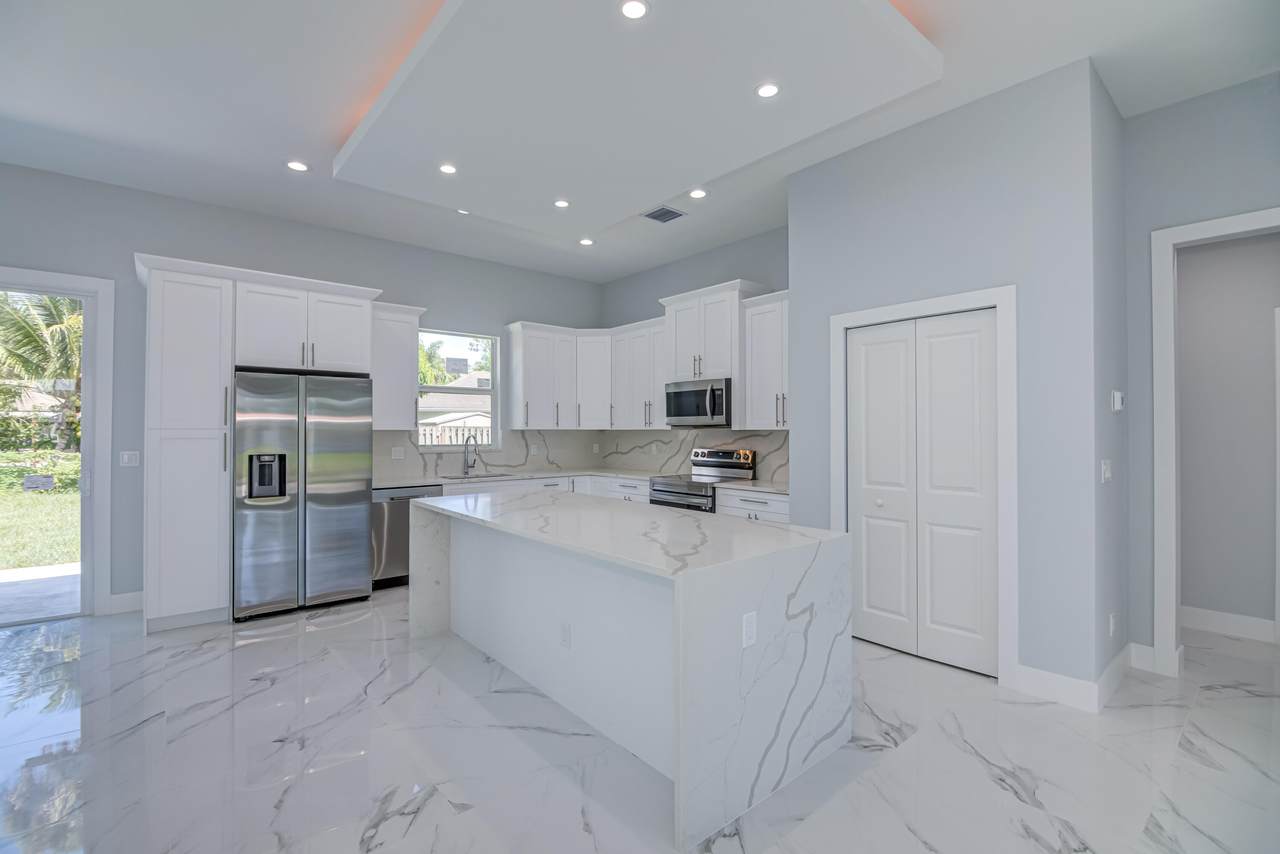 2381 Antiquera Street - Photo 1