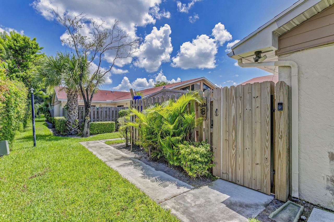 4383 Woodstock Drive - Photo 1