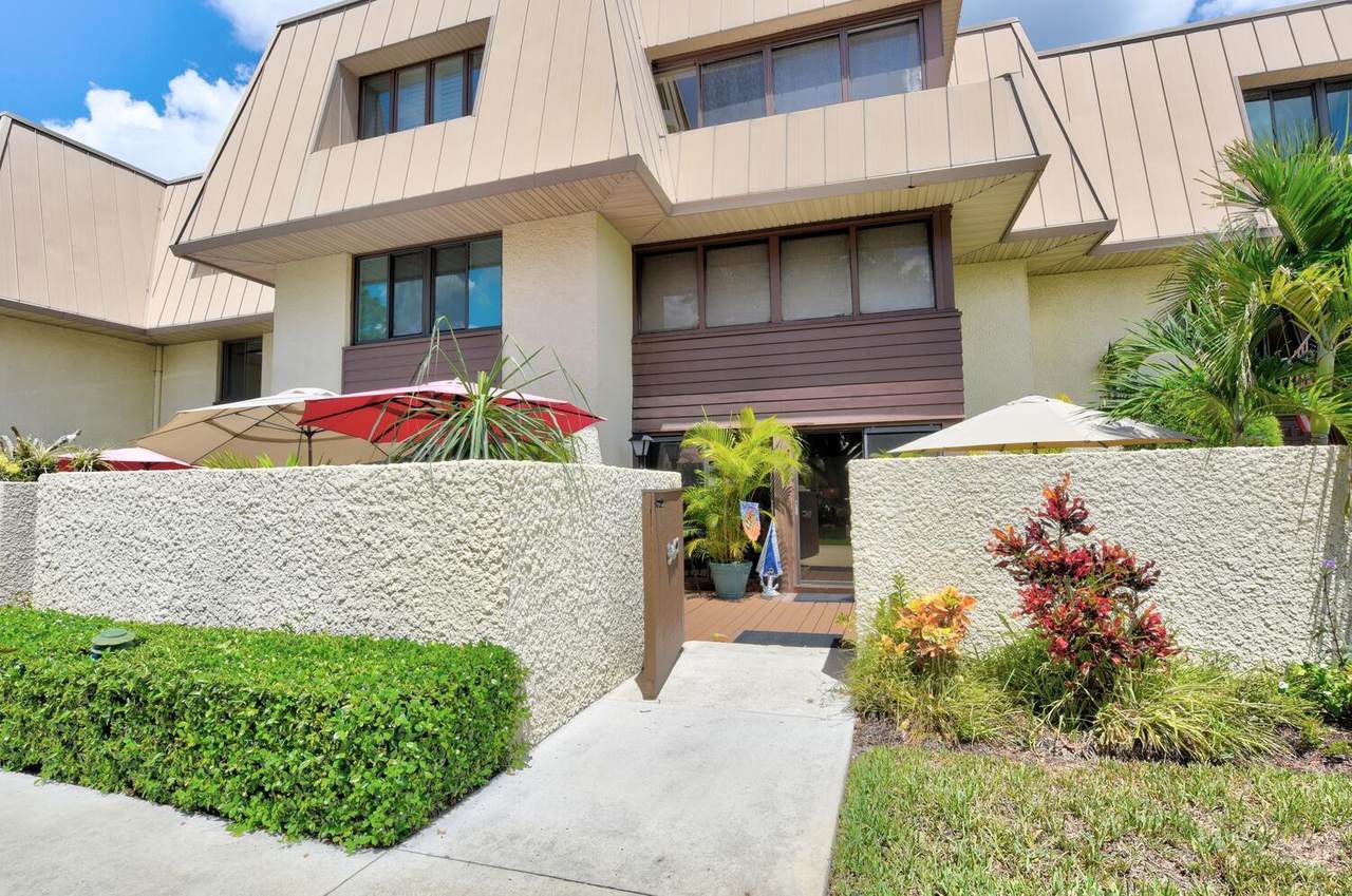 1800 Saint Lucie Boulevard - Photo 1