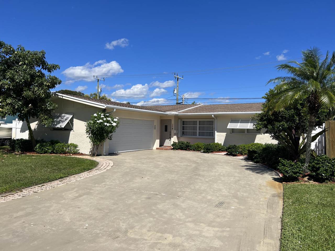 285 Riverside Drive - Photo 1