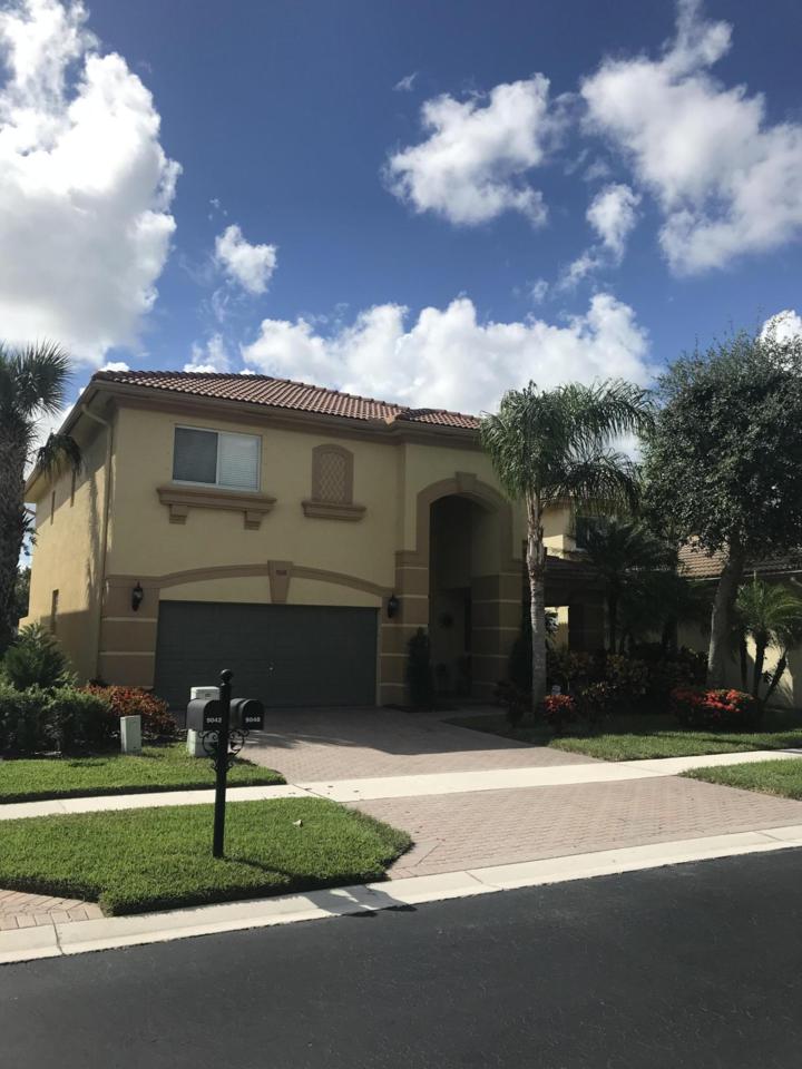 9048 Silver Glen Way - Photo 1