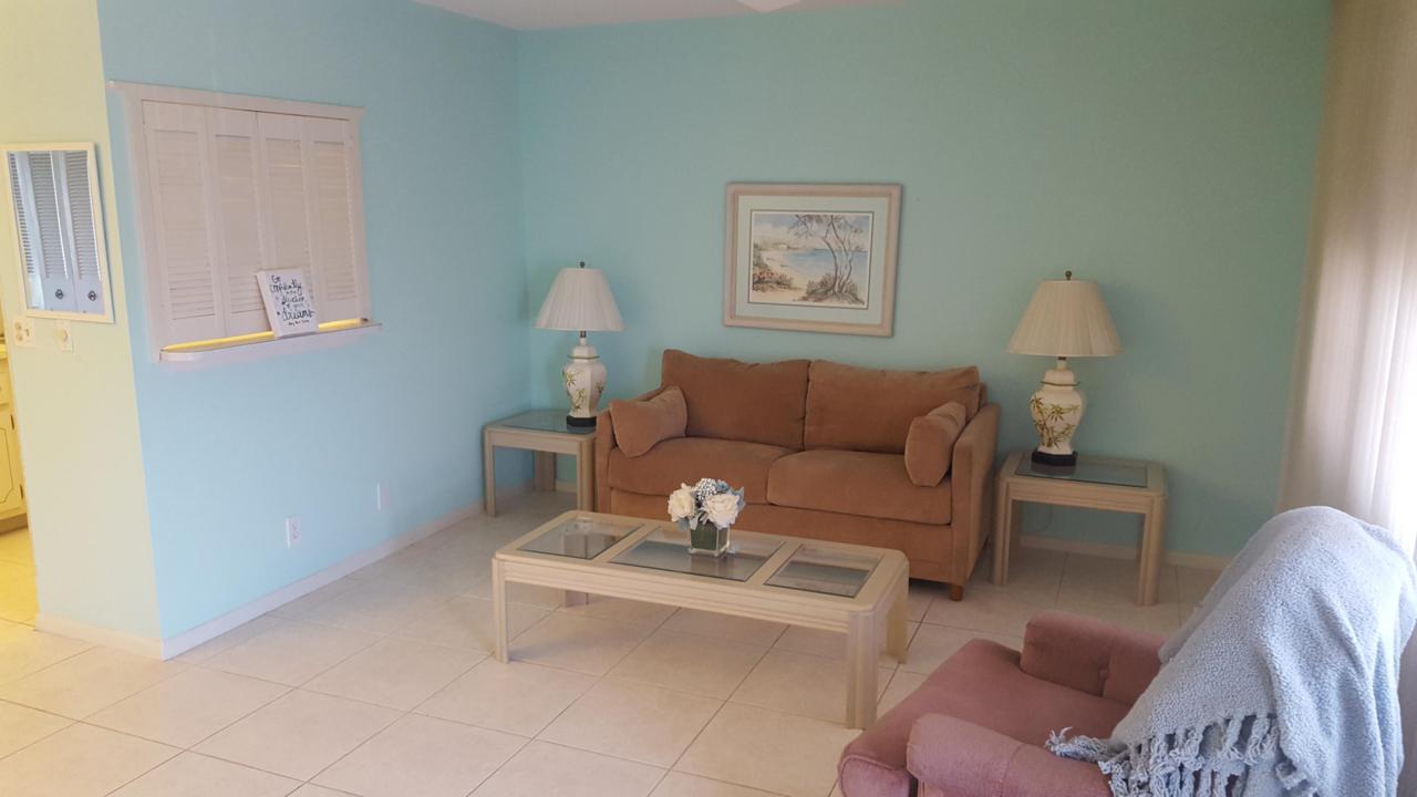 331 Dover B - Photo 1