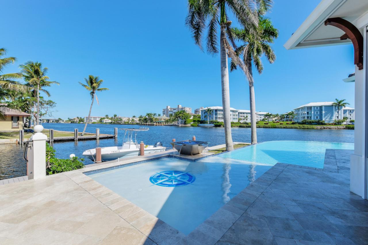 975 Banyan Drive - Photo 1