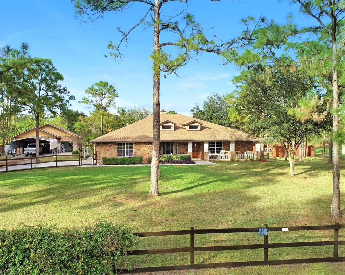 13295 80th Lane - Photo 1