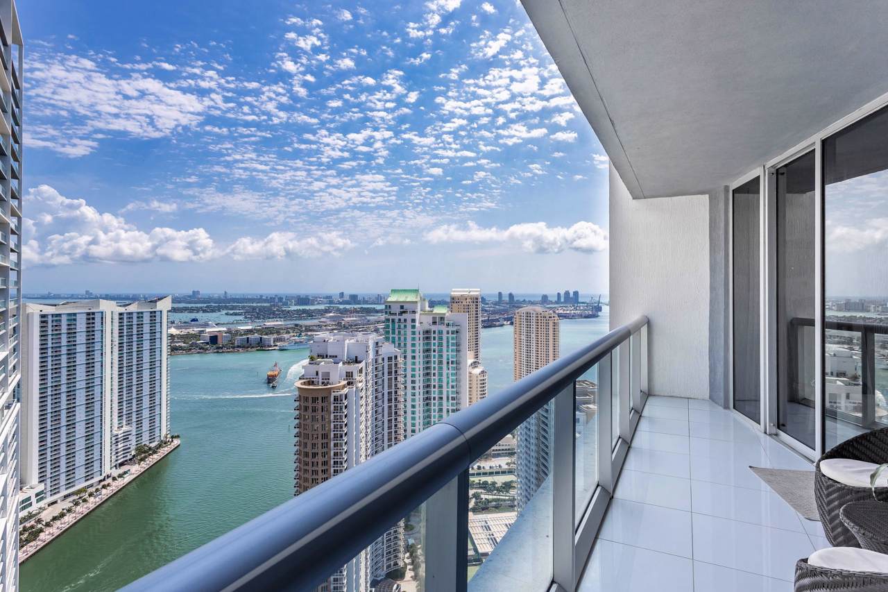 495 Brickell Avenue - Photo 1
