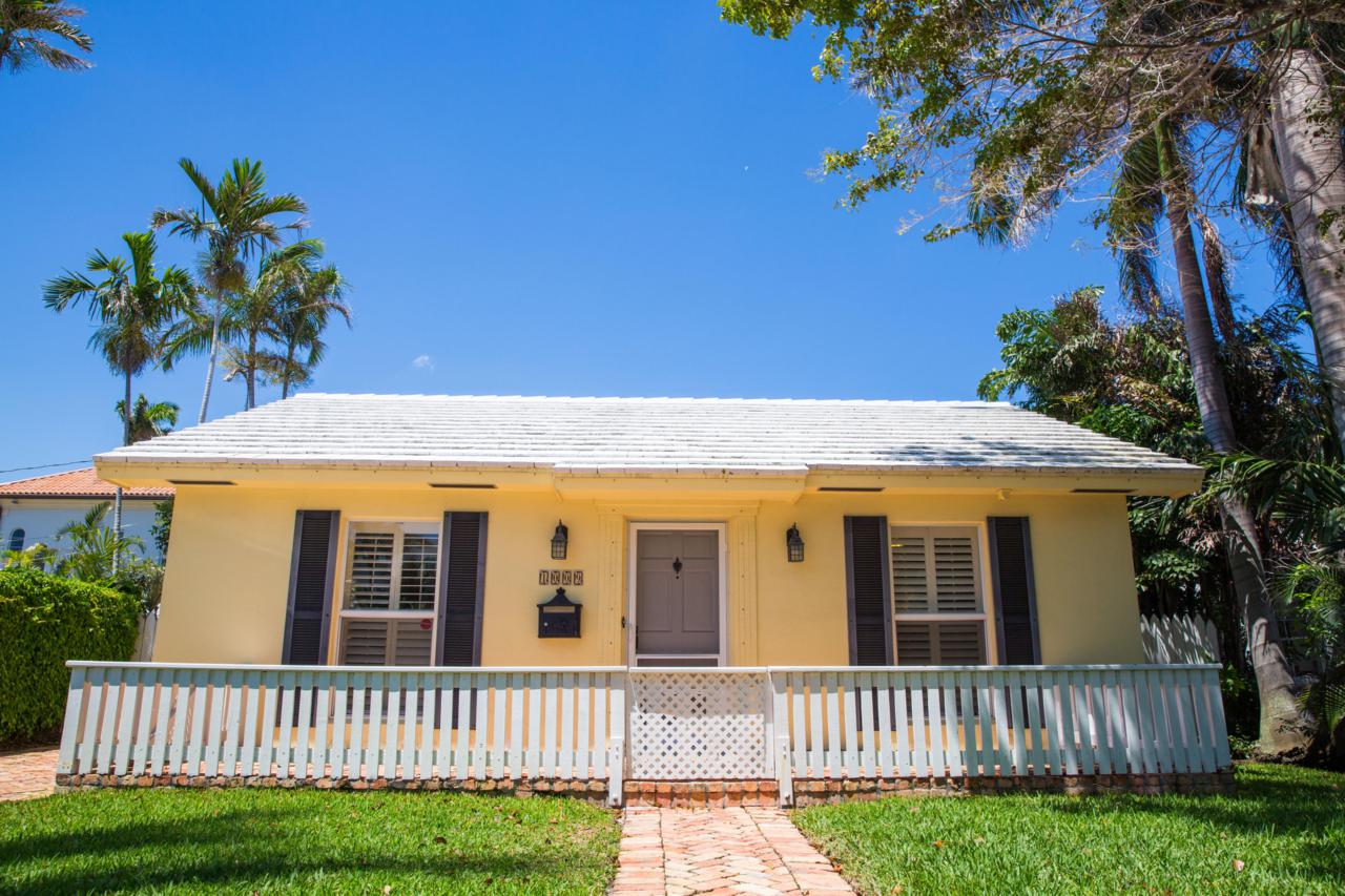 1009 Nassau Street - Photo 1