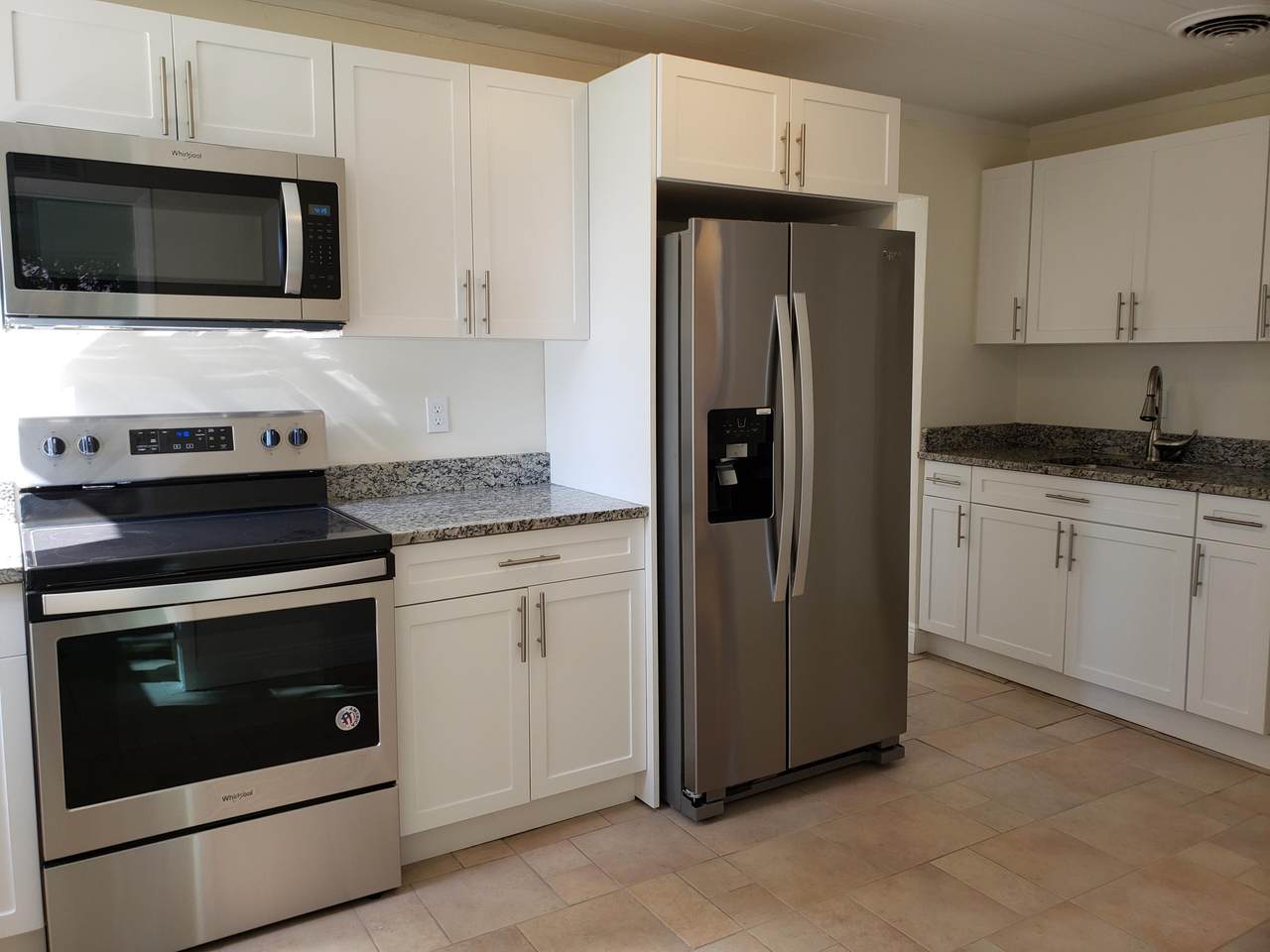 120 Pleasant Place - Photo 1
