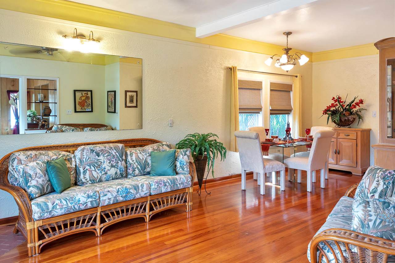 349 Plymouth Road - Photo 1