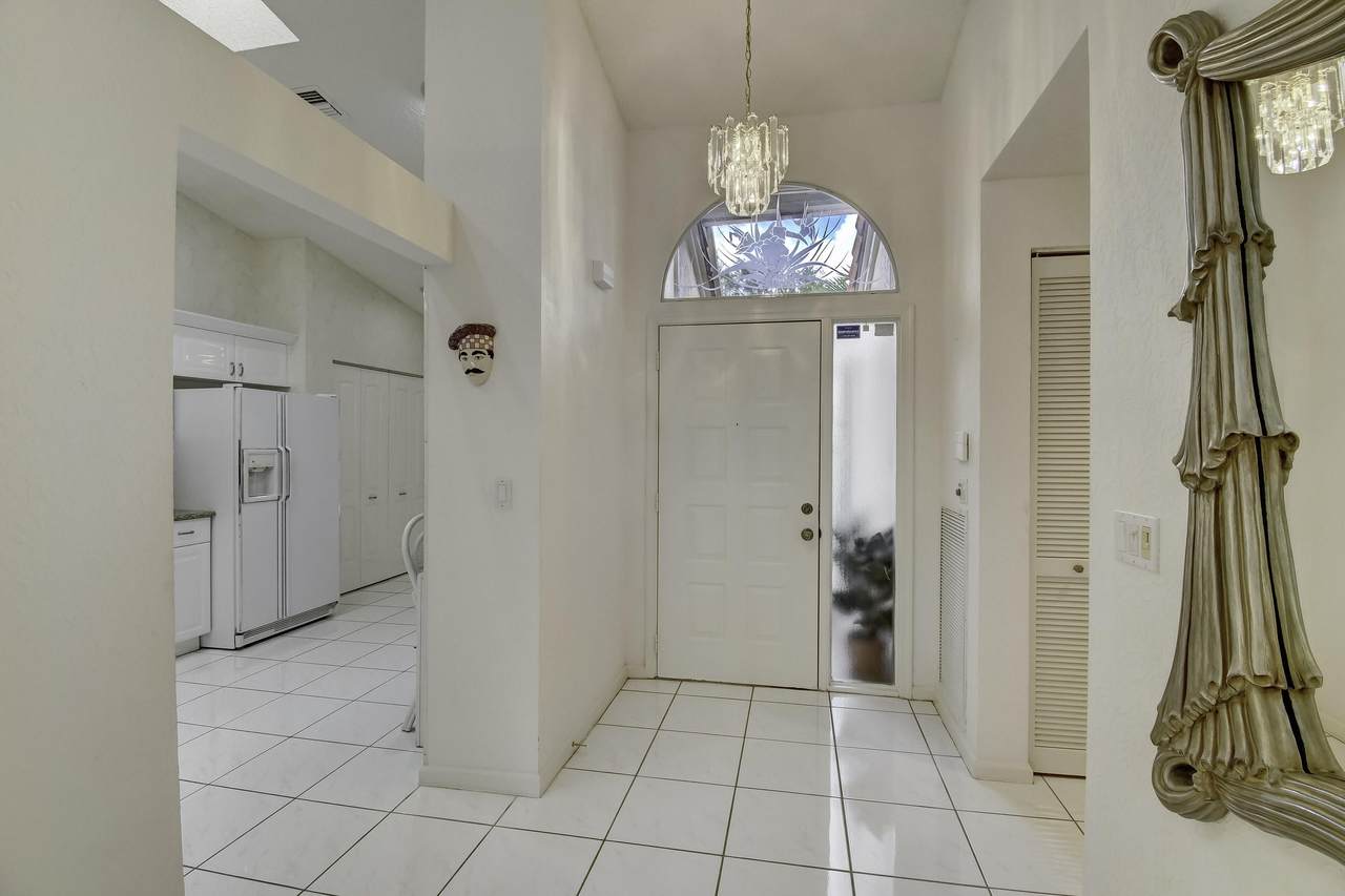 7582 Seafoam Court - Photo 1 7582 Seafoam Court - Photo 1
