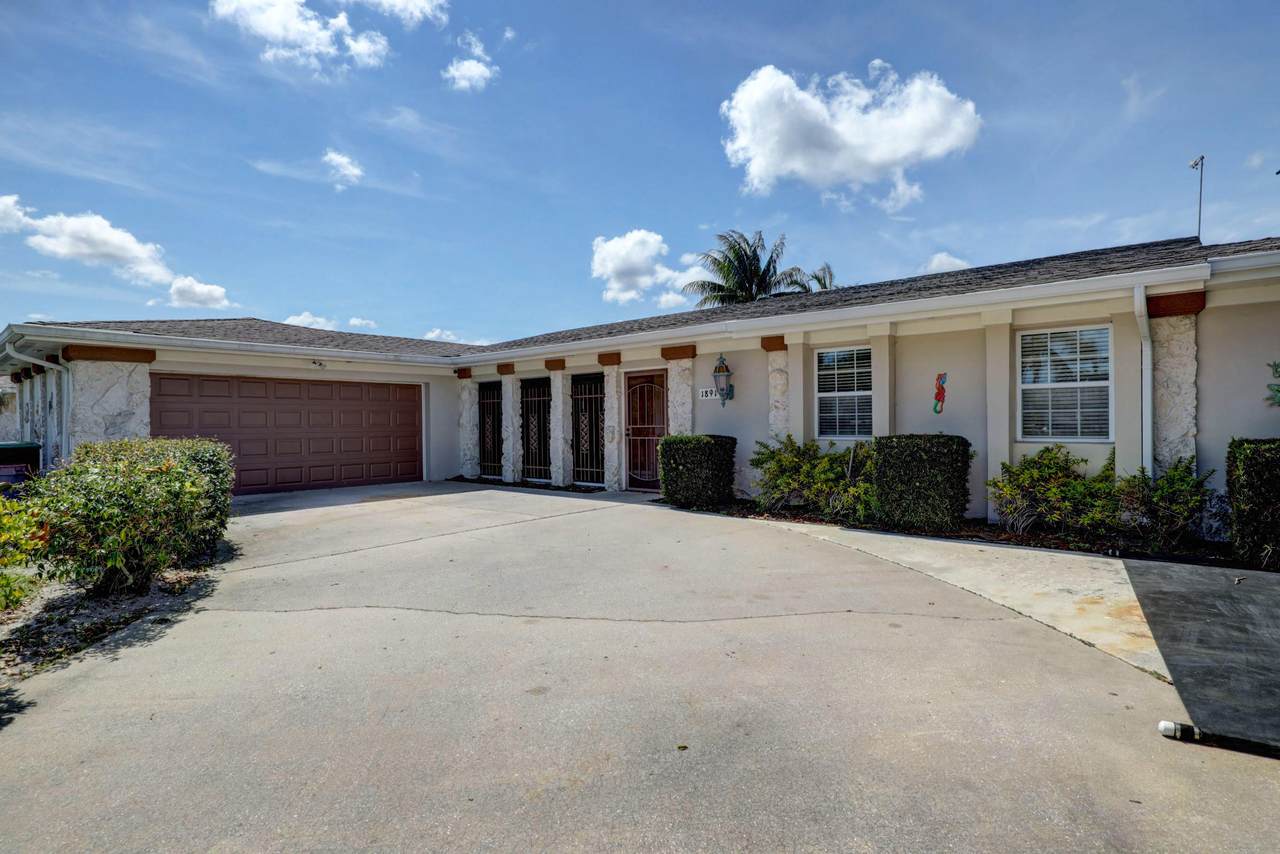 1891 Erwin Road - Photo 1
