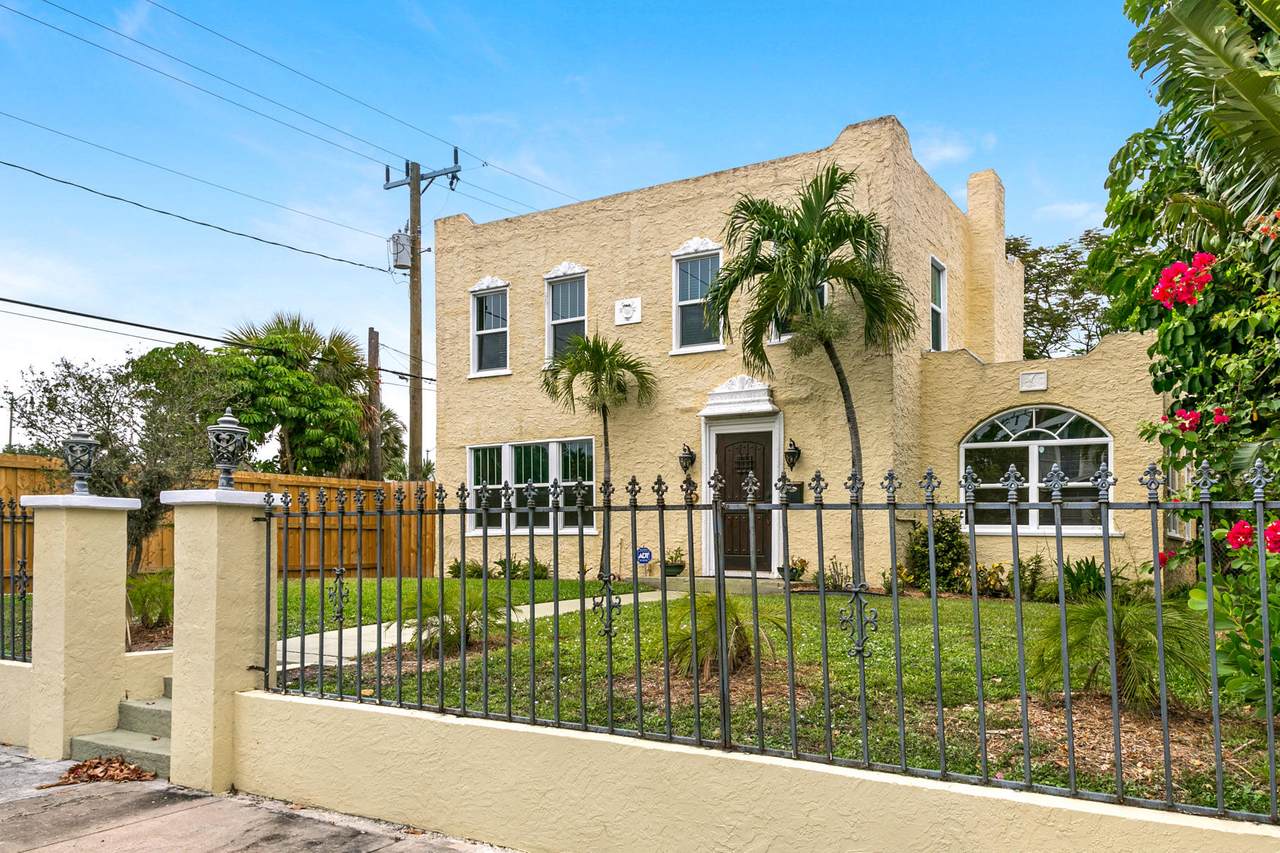 535 28th Street - Photo 1