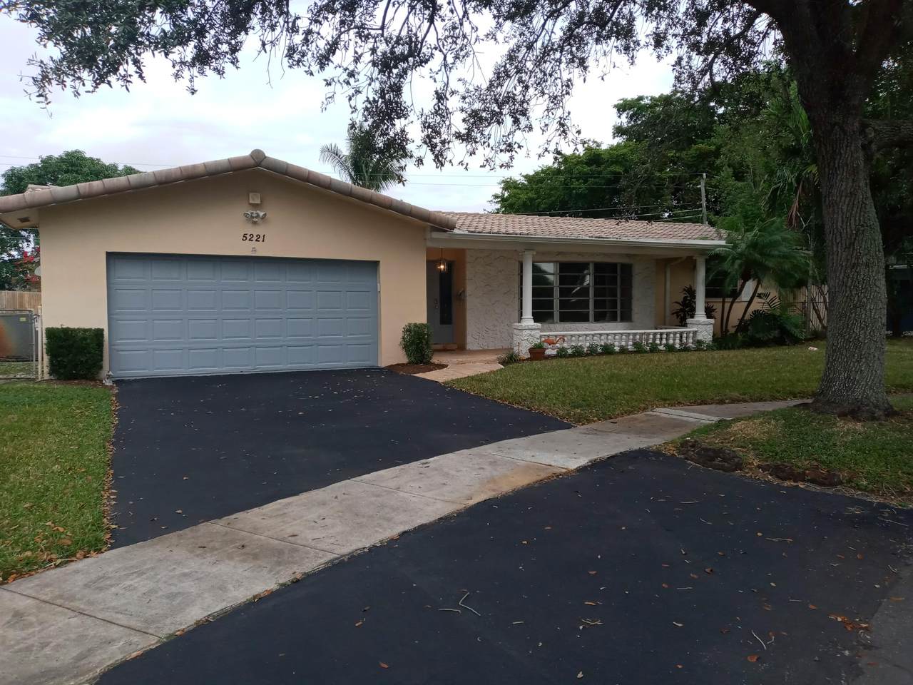 5221 8th Street - Photo 1