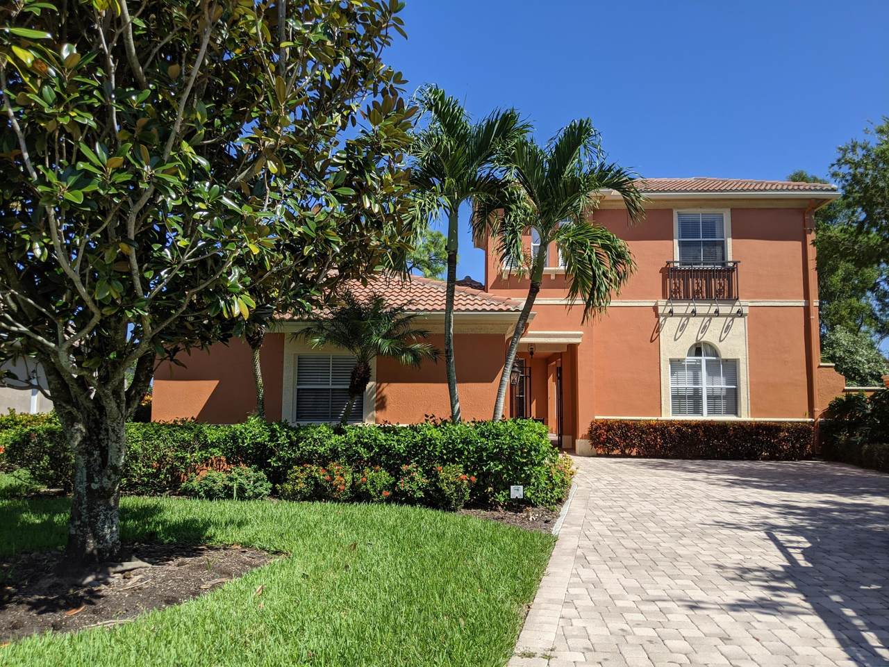 7452 Ironhorse Boulevard - Photo 1