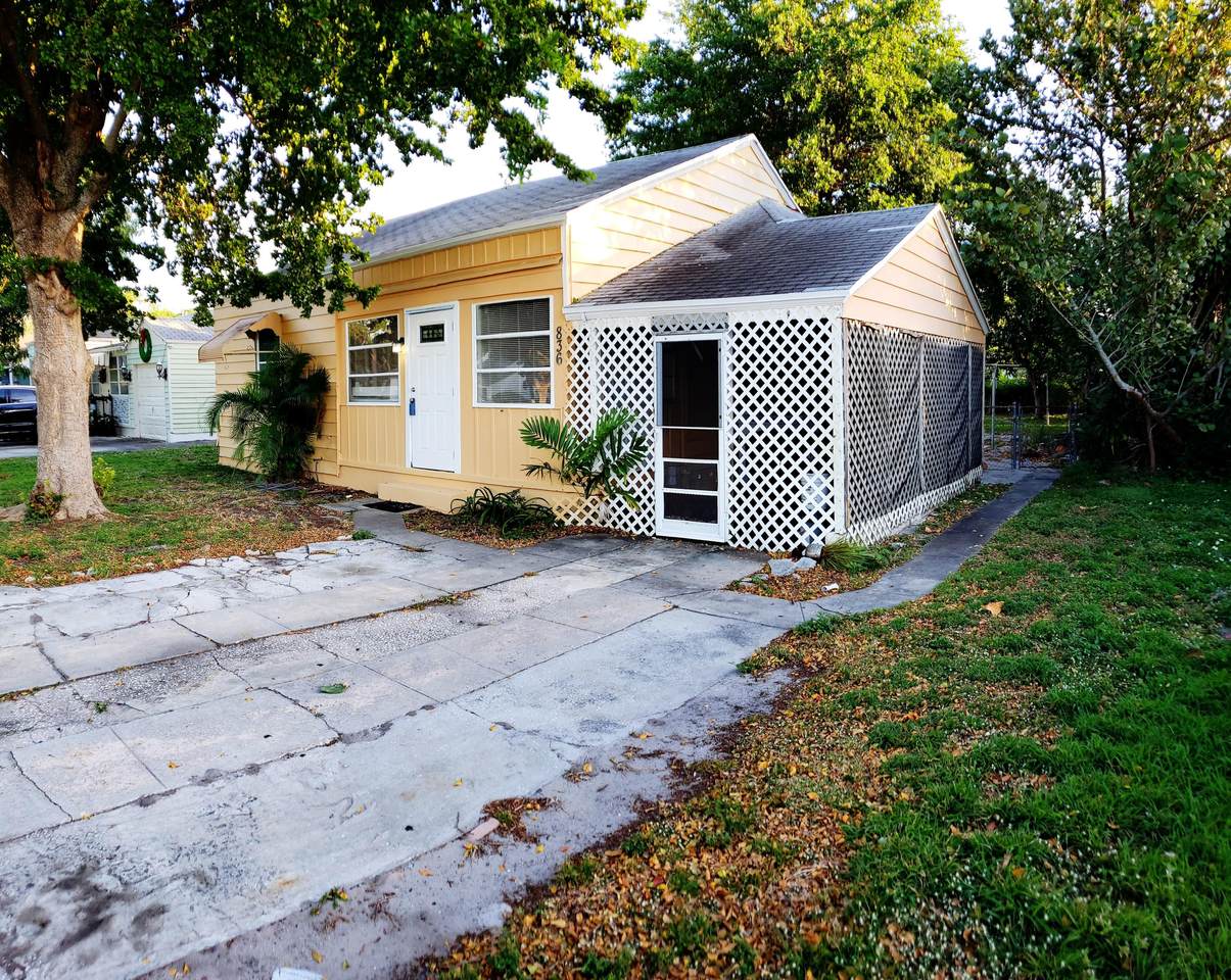 836 High Street - Photo 1