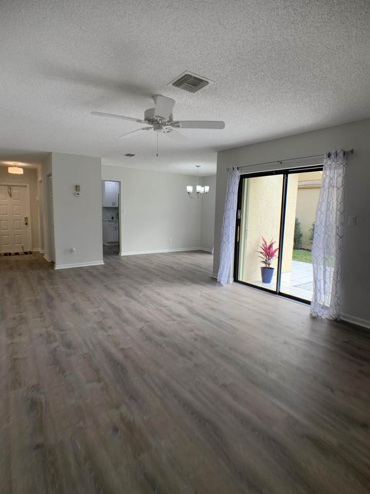 820 32nd Avenue - Photo 1