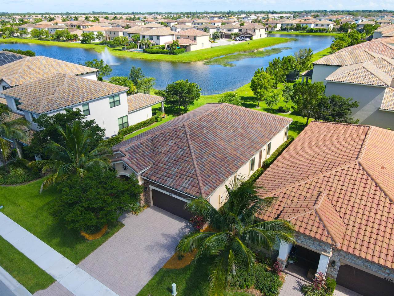 8900 Willow Cove Lane - Photo 1