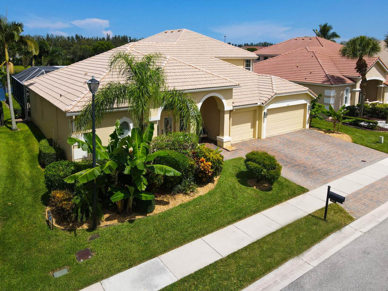 3876 Hamilton Key - Photo 1