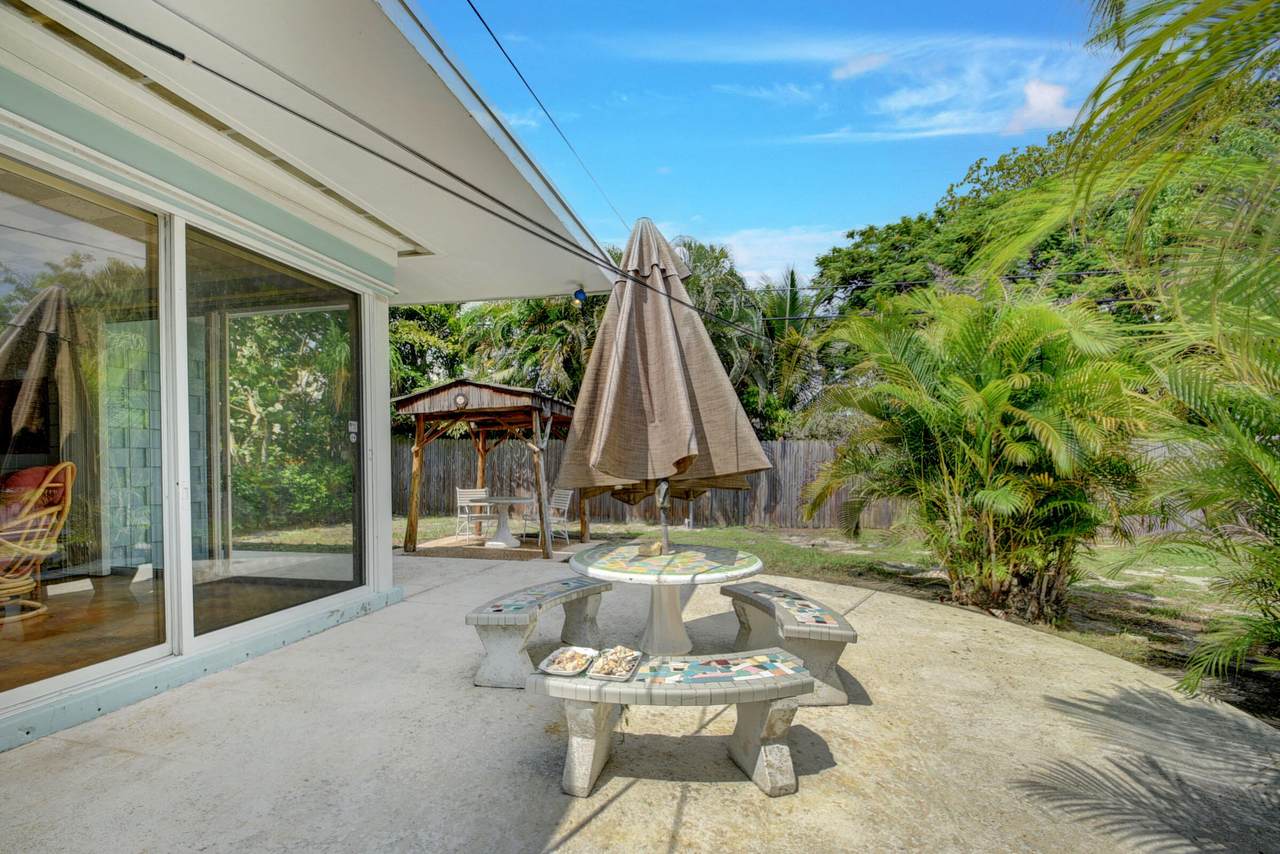 323 Putnam Ranch Road - Photo 1