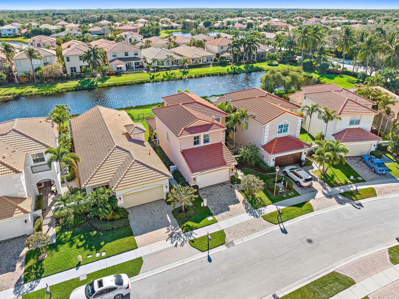 107 Isle Verde Way - Photo 1