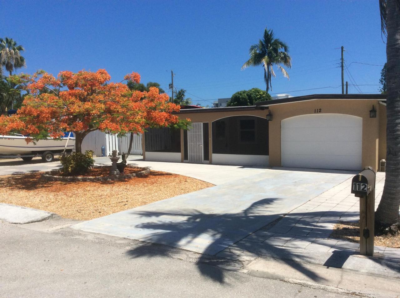 112 Hart Street - Photo 1