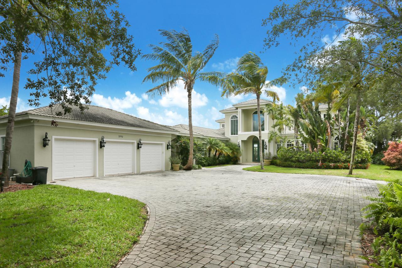 5543 Reef Way - Photo 1