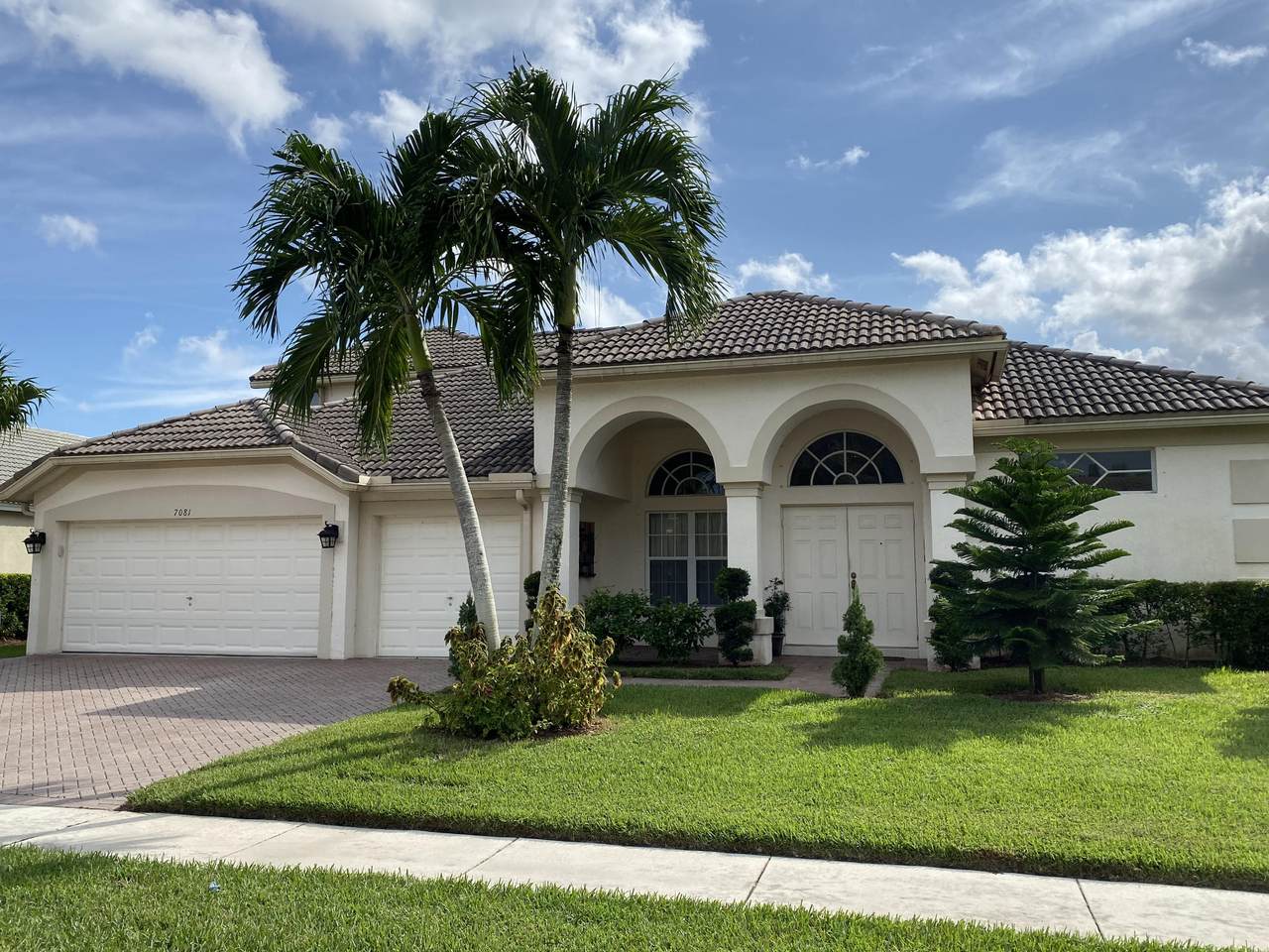 7081 Brunswick Circle - Photo 1