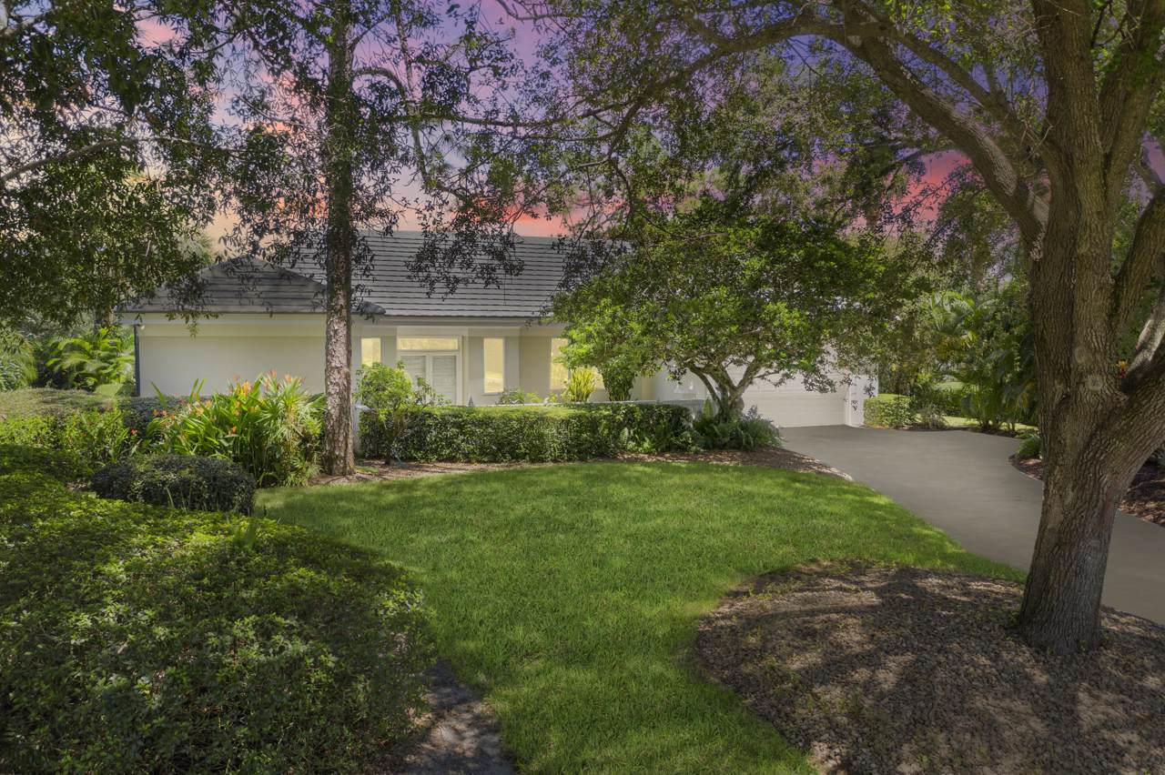 10208 Isle Of Pines Court - Photo 1