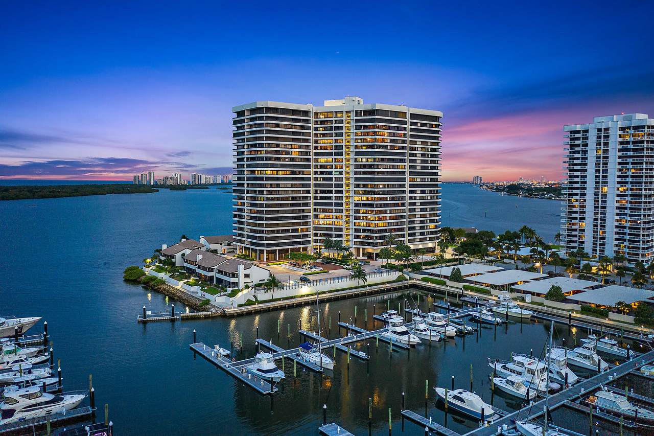 100 Lakeshore Drive - Photo 1