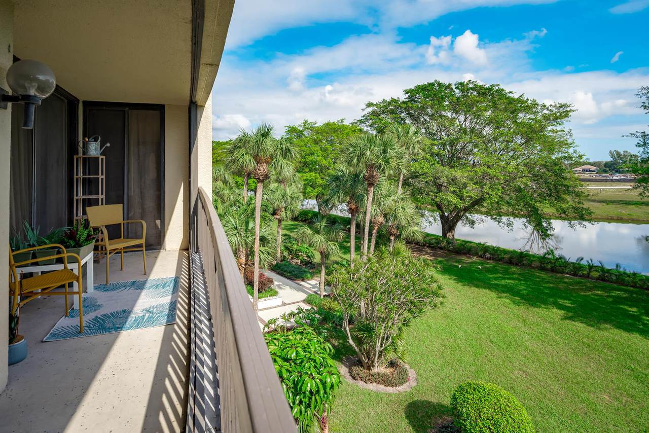 2450 Presidential Way - Photo 1